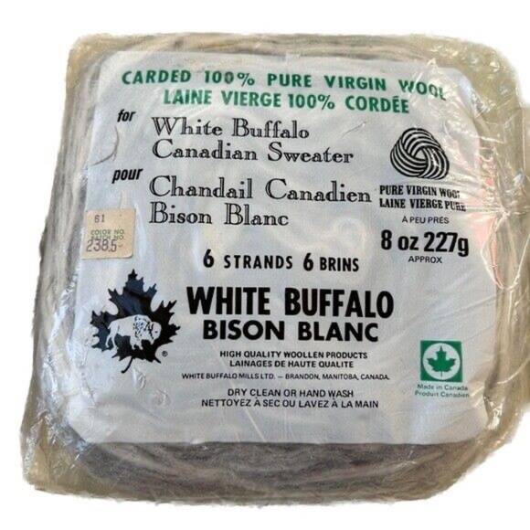 White Buffalo Virgin Wool 6 Strands Canadian Gray & Beige 8 oz - Picture 1 of 2